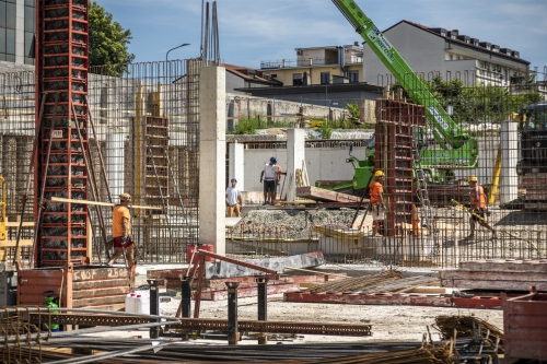 Direzione lavori di un cantiere edile sito a Pomezia (Rm)