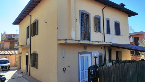 Riqualificazione villetta bifamiliare